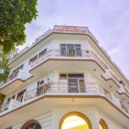 Jind Oyo 46616 Hotel Abhinandan מראה חיצוני תמונה